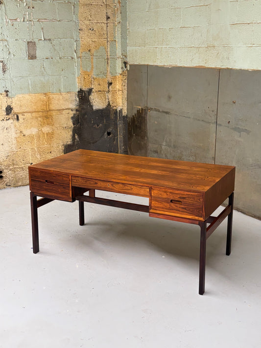 Vintage Danish Modern Rosewood Executive Desk by Arne Wahl Iversen for Vinde Mobelfabrik