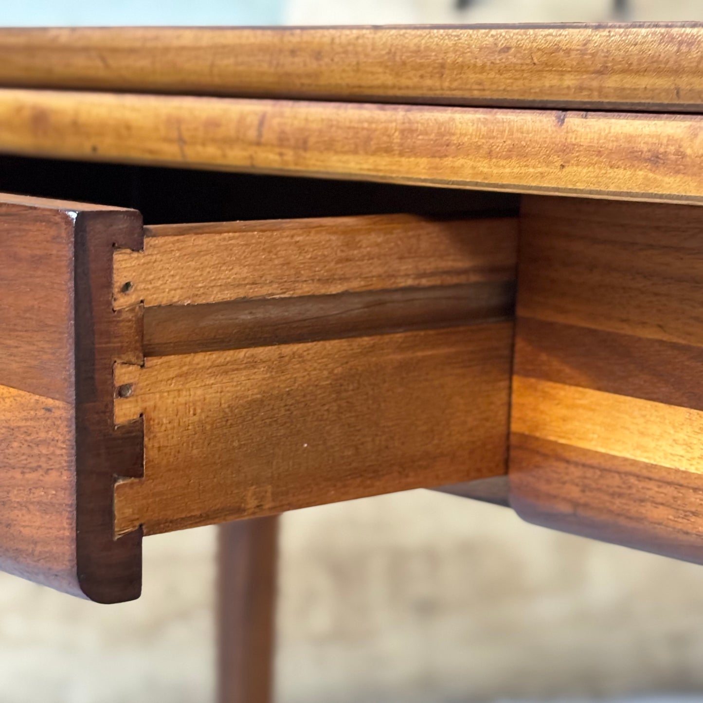 Vintage MCM Walnut Expanding Table by Mersman