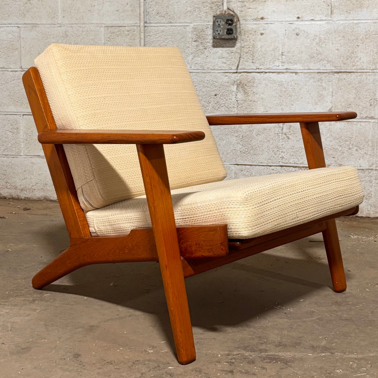 Vintage Teak GE-290 Lounge Chair by Hans Wegner for Getama