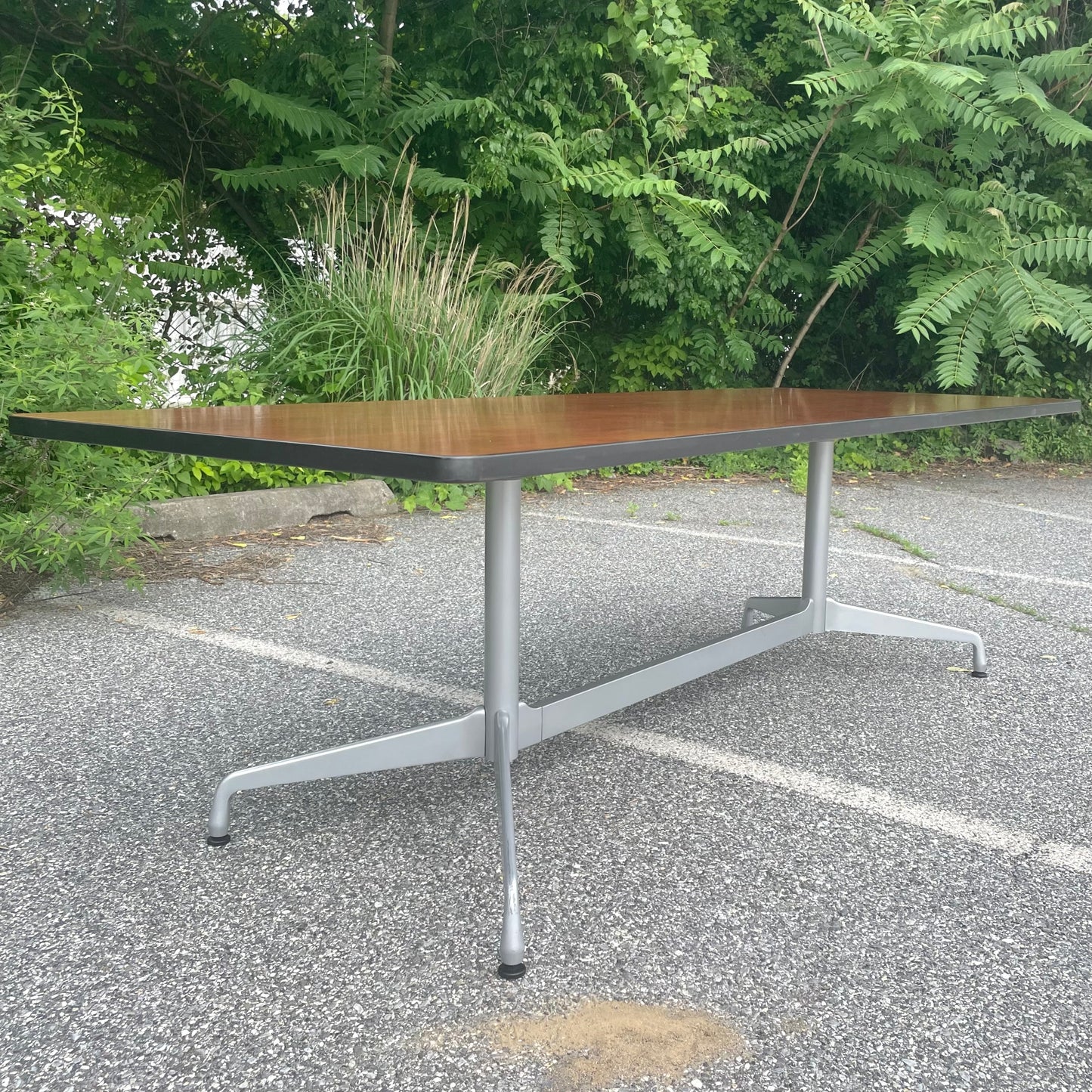 Eames ET189C Table by Herman Miller