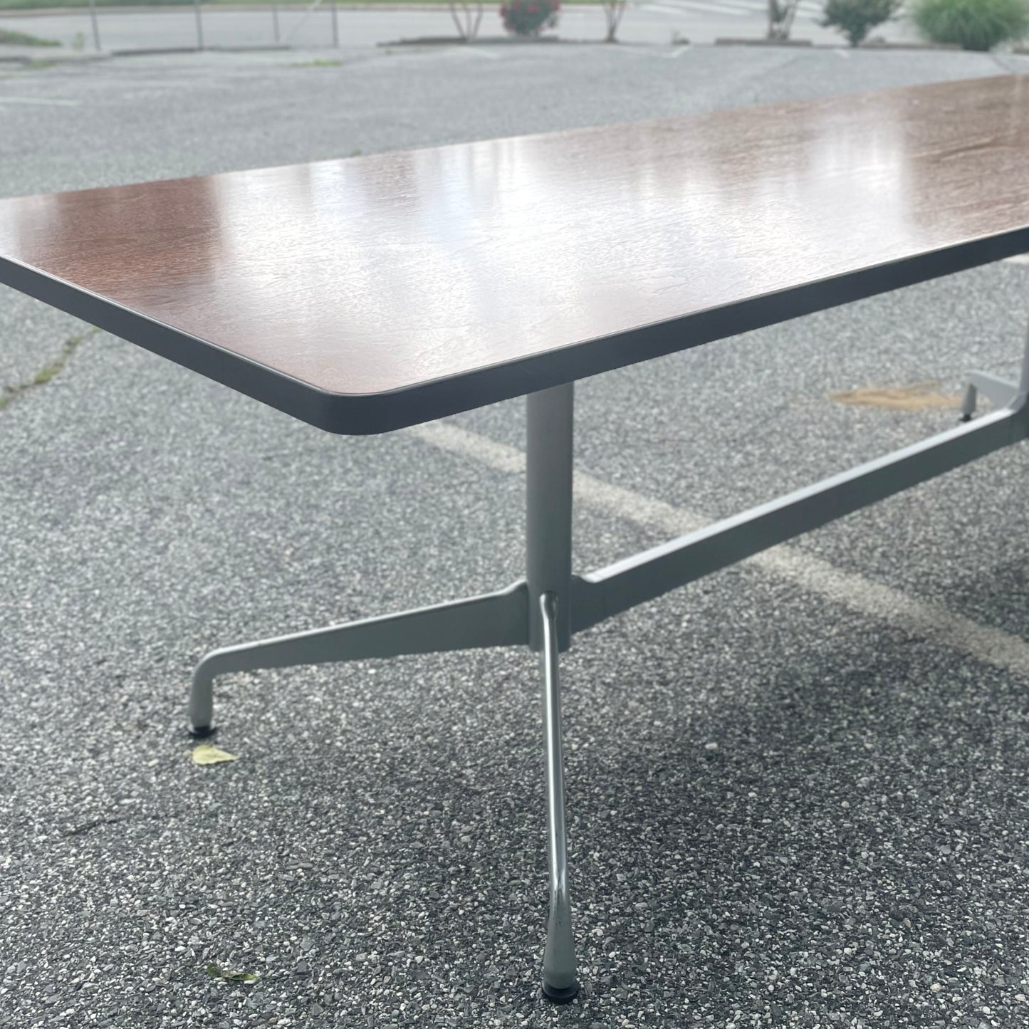 Eames ET189C Table by Herman Miller