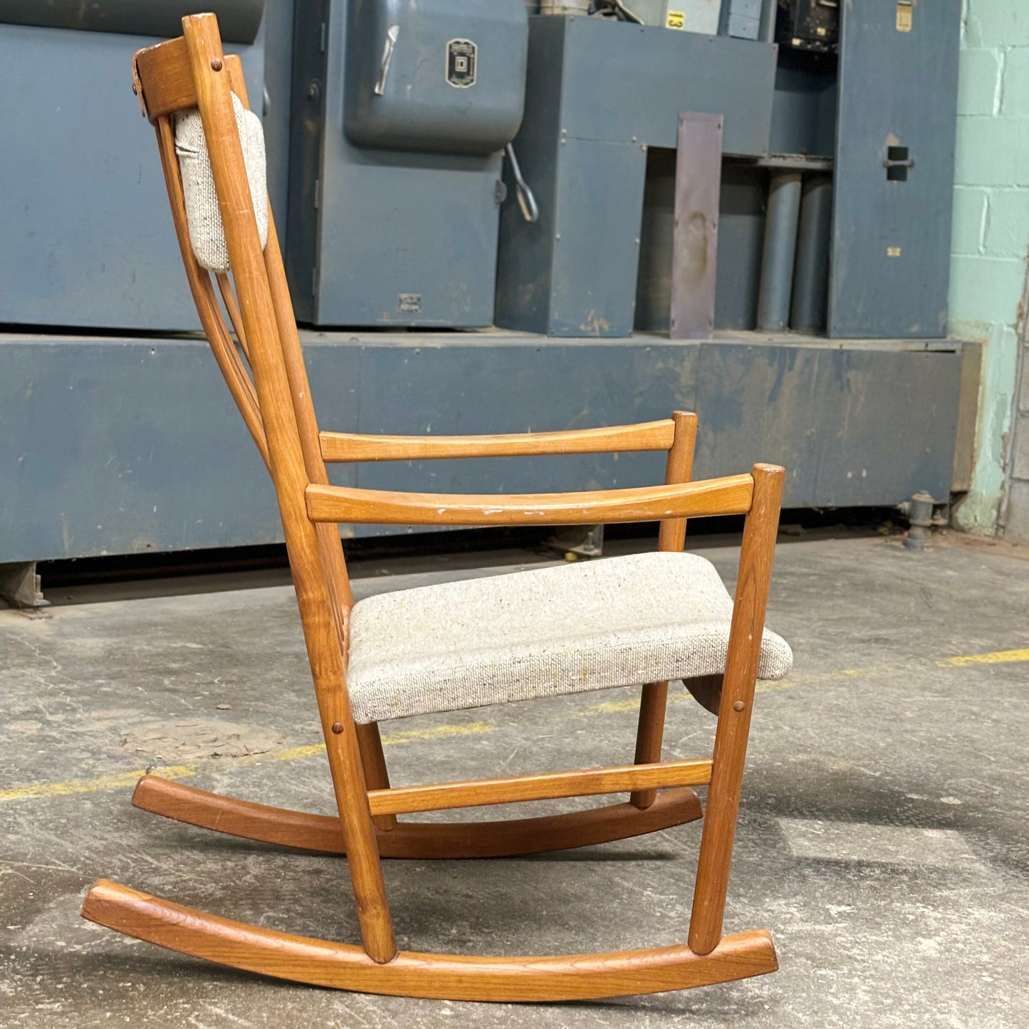 Danish Modern Teak Rocking Chair by Hans Wegner for Tarm Støle Møbelfabrik