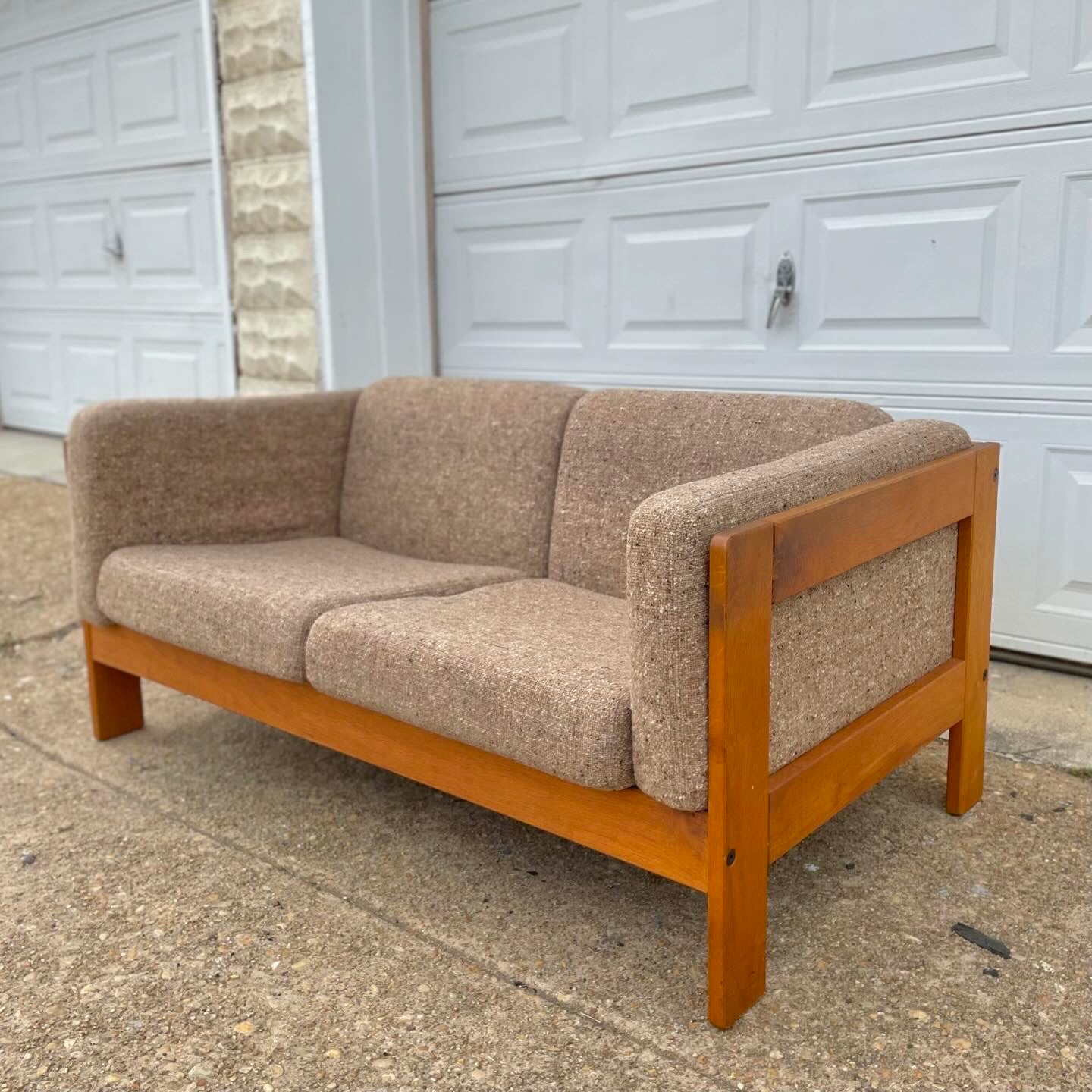 Vintage Danish Modern J119 ‘Neptun’ Loveseat