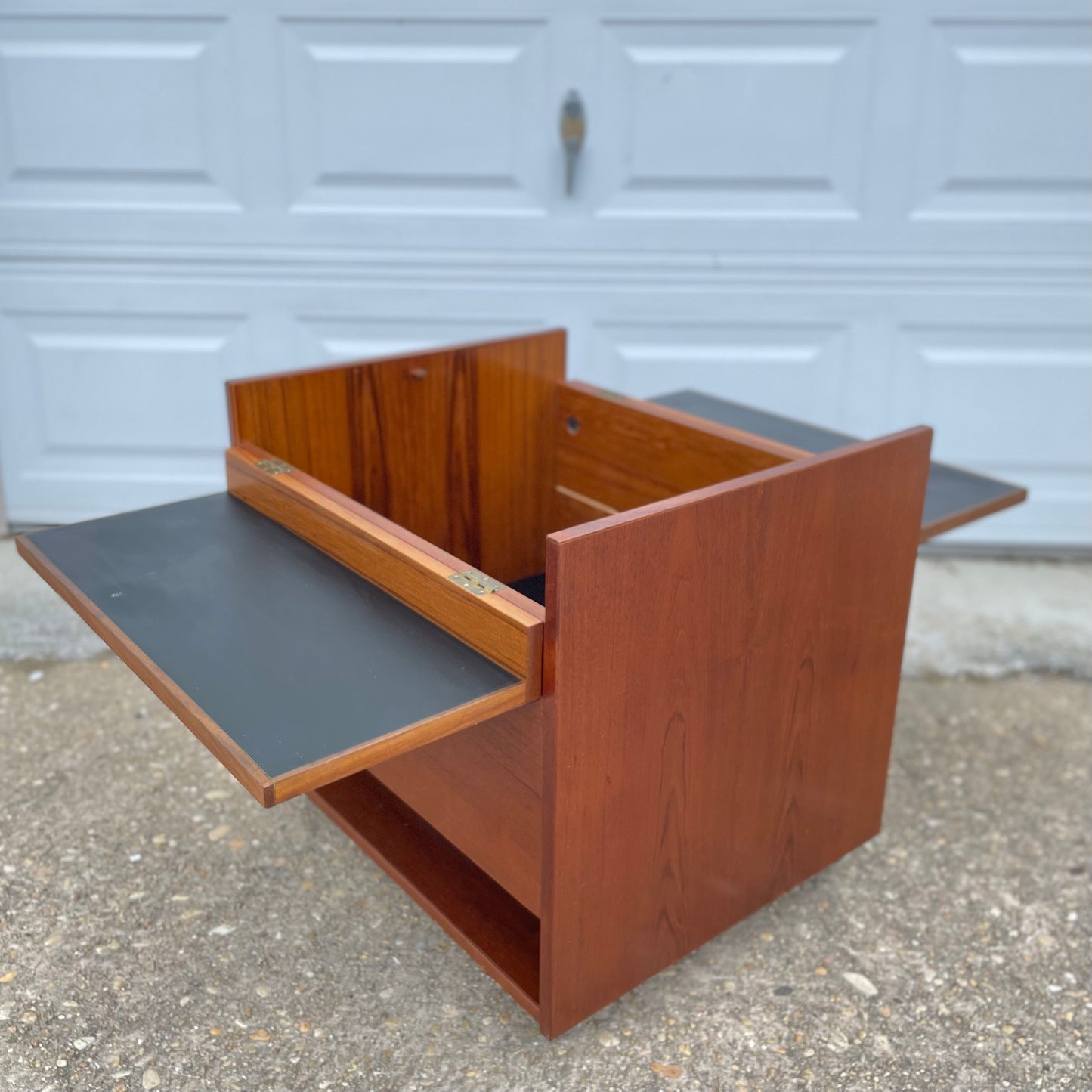 Danish Modern Rolling Teak Bar Cart Cube by Randers Møbelfabrik